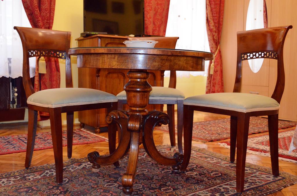 Budapest Tourist Apartments - Jozsef Koerut エクステリア 写真